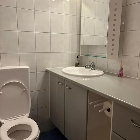 Evelyne Nyaraló Grossing